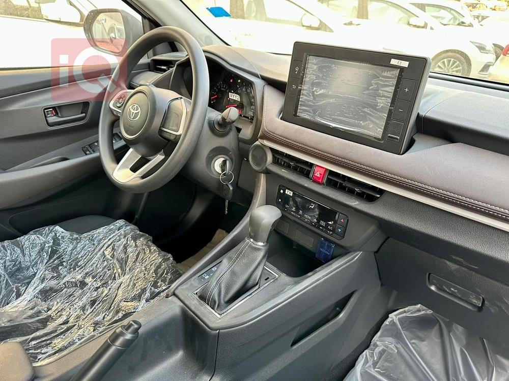 تۆیۆتا یارس